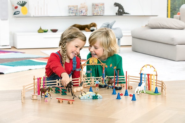 Schleich Pony Agility