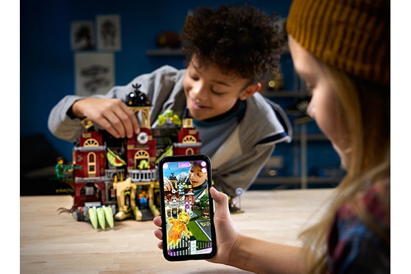LEGO® Hidden Side Newbury´s spukende Schule